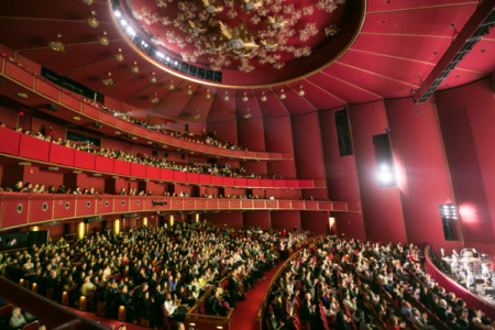 Mười buổi biểu diễn Shen Yun tại thủ đô của Hoa Kỳ hạ màn, giới tinh anh: Được truyền cảm hứng sâu sắc