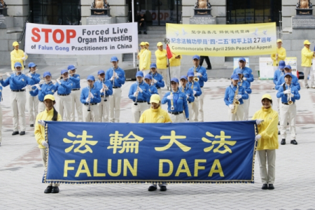 Học viên Pháp Luân Công tại New Zealand kỷ niệm 27 năm cuộc thỉnh nguyện ôn hòa ngày 25/4