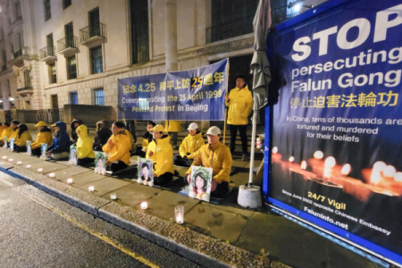 Pháp Luân Công và hành trình 24 năm kiên trì kháng nghị ôn hòa trước Đại sứ quán Trung Quốc tại London (Phần 1)