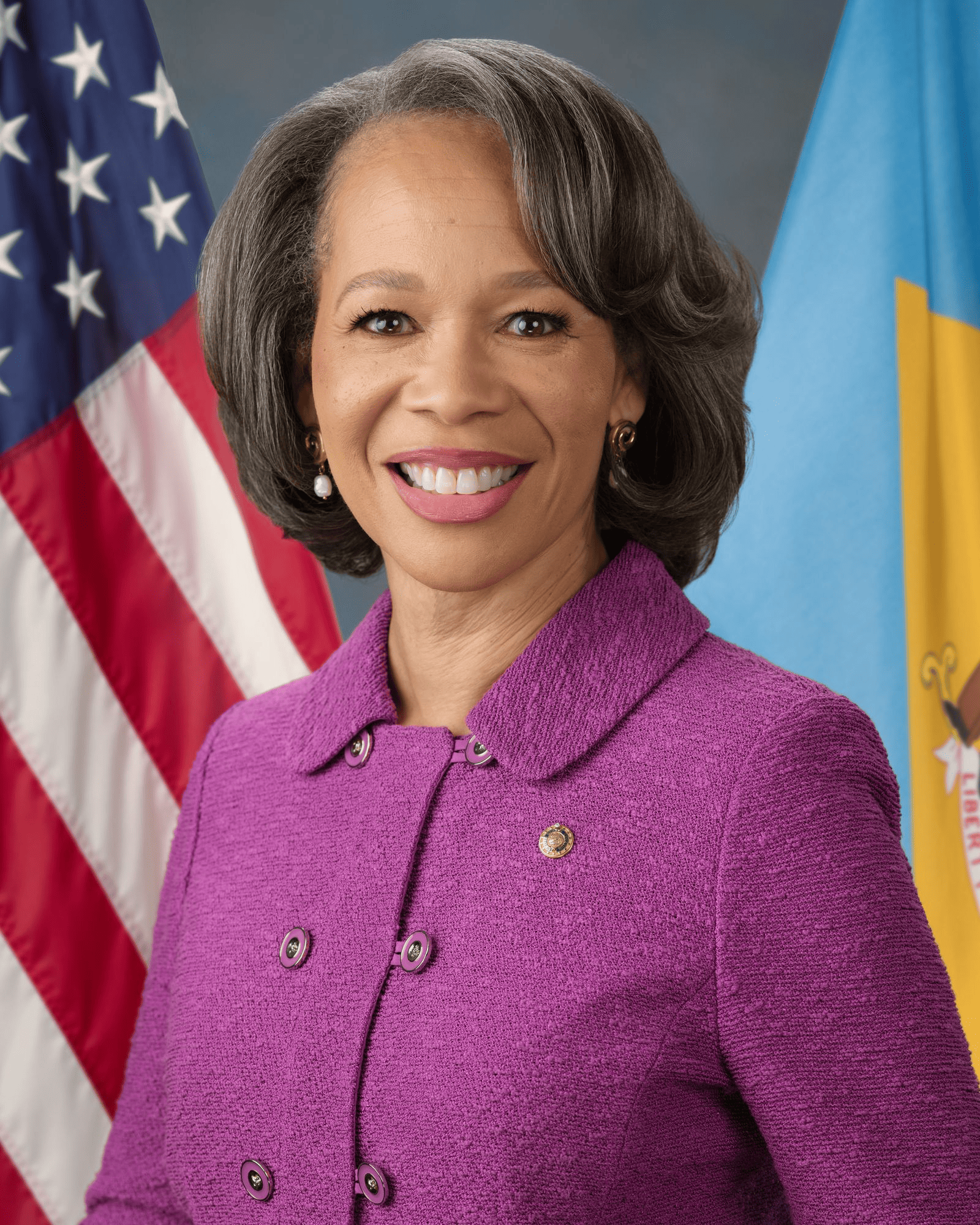 Thượng nghị sĩ Lisa Blunt Rochester (Đảng Dân chủ-Delaware)