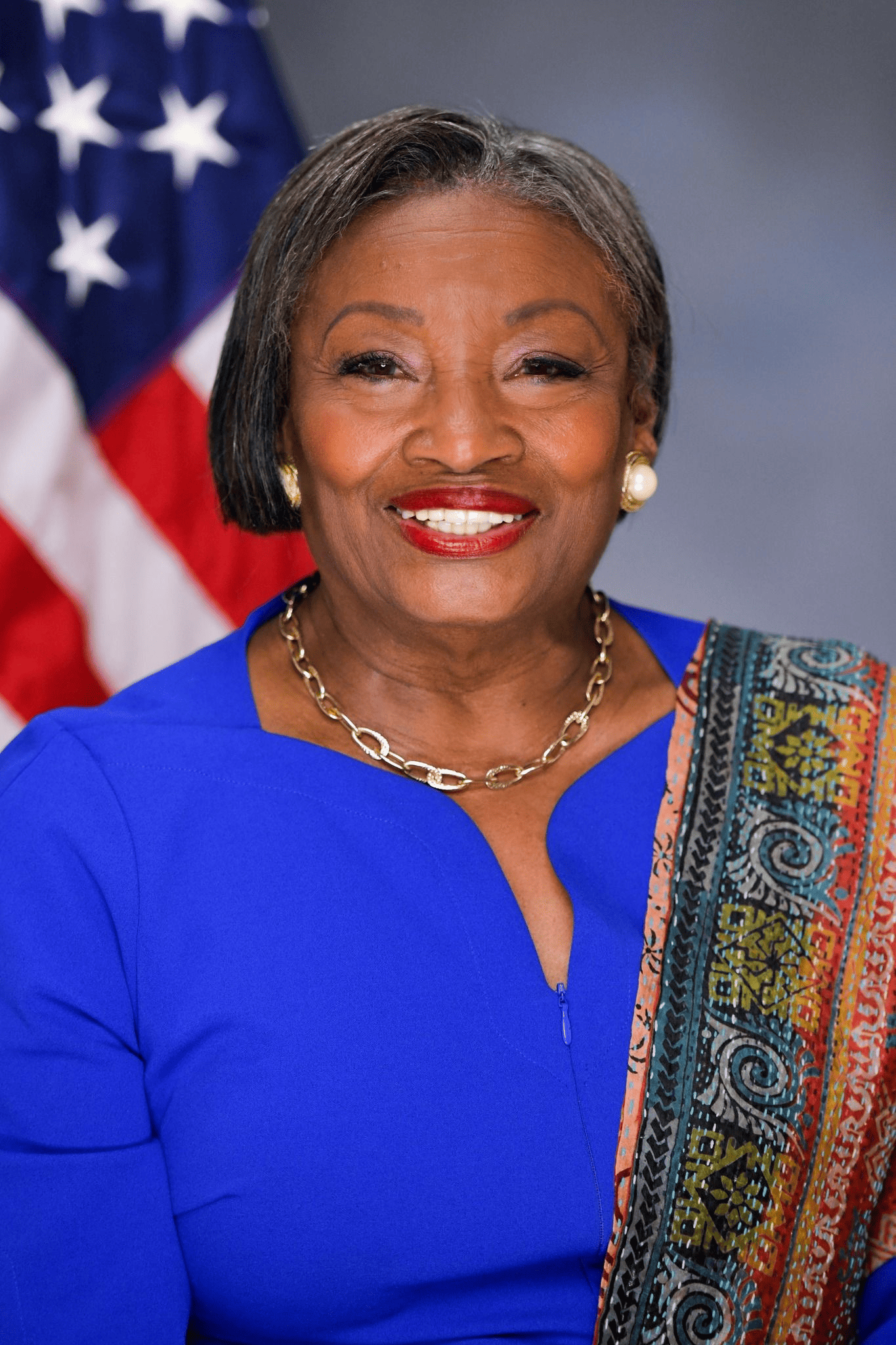 Bà Andrea Stewart-Cousins