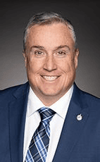 Ông Doug Shipley