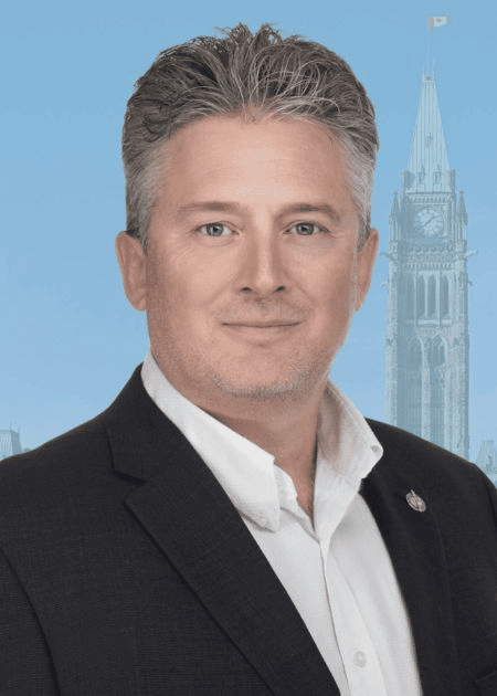 Ông Blaine Calkins